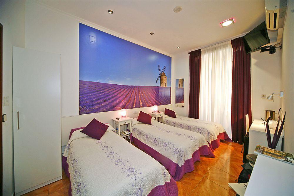 Hostal Comercial Madrid Exterior foto